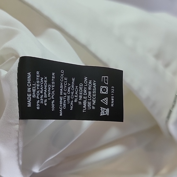 VINCE CAMUTO | Off White Trousers - Picture 5 of 6